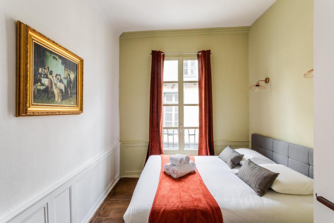 Dame De Coeur - Appartement Spacieux En Plein Centre Historique Rennes Exteriör bild